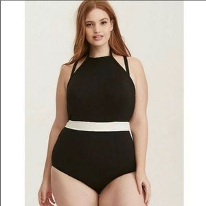 Torrid nwot size 0/Large/12